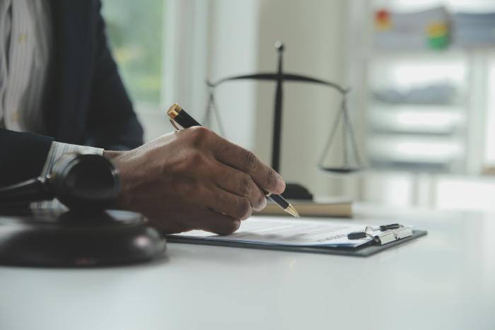Consulting, Legal & Advisory